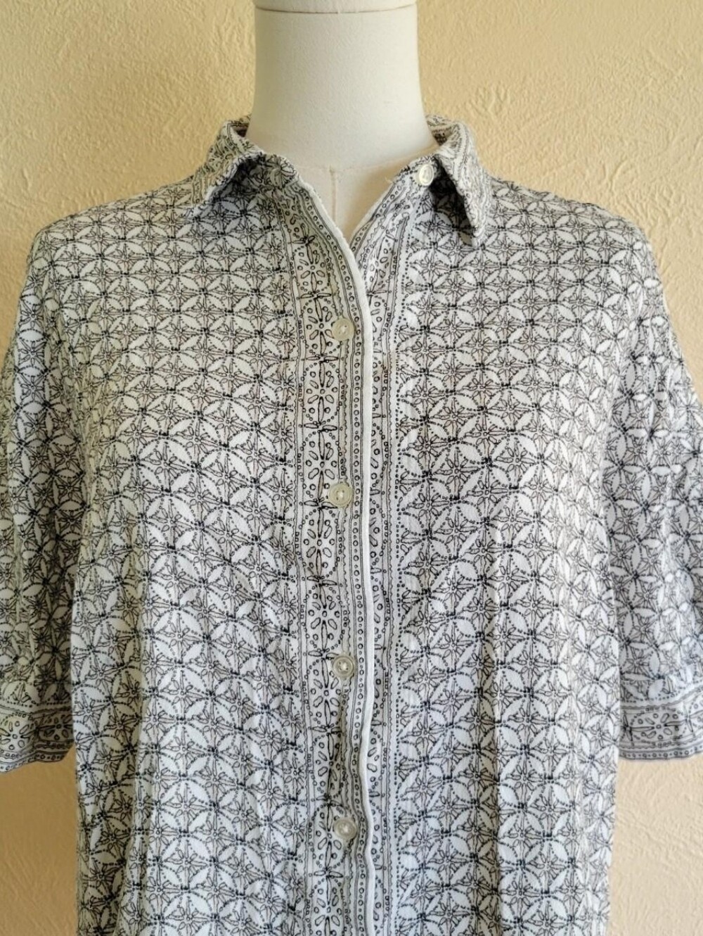 Max Studio | Boho Print Button-Up - Picture 2 of 7
